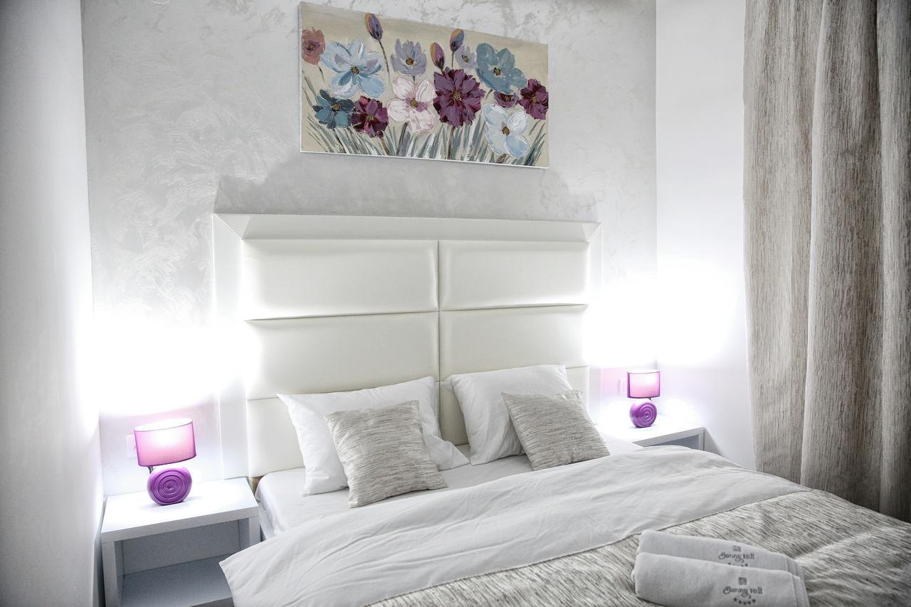 Sunny Hill Garden Bed & Breakfast Stara Pazova Exterior foto