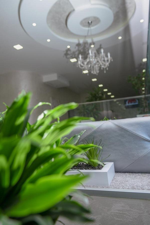 Sunny Hill Garden Bed & Breakfast Stara Pazova Exterior foto